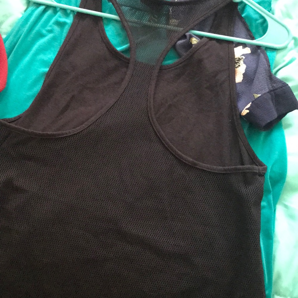Workout tank - Picture 2 of 2